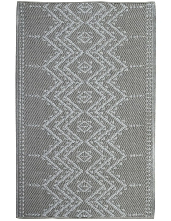 Fab Habitat Ayana Recycled Plastic Outdoor Rug in Stone Grey image 1