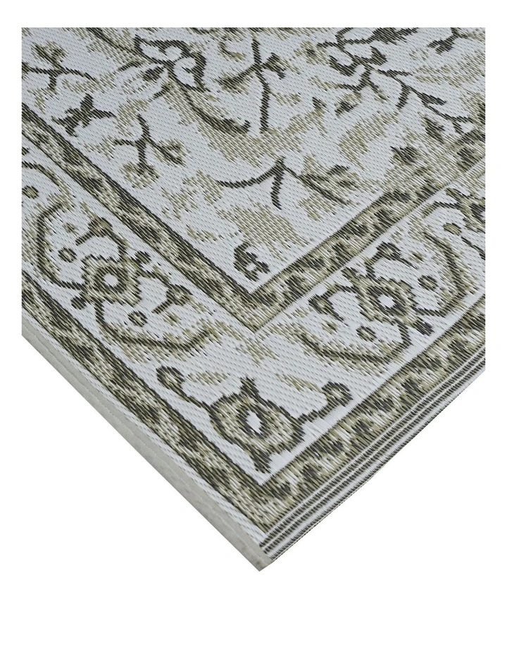 Fab Habitat Nain Recycled Plastic Outdoor Rug in Beige image 4
