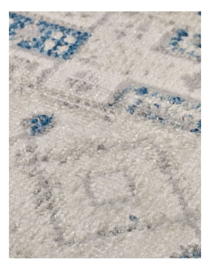 Fab Habitat Izmir Traditional Distrssed Rug in Navy and White image 3