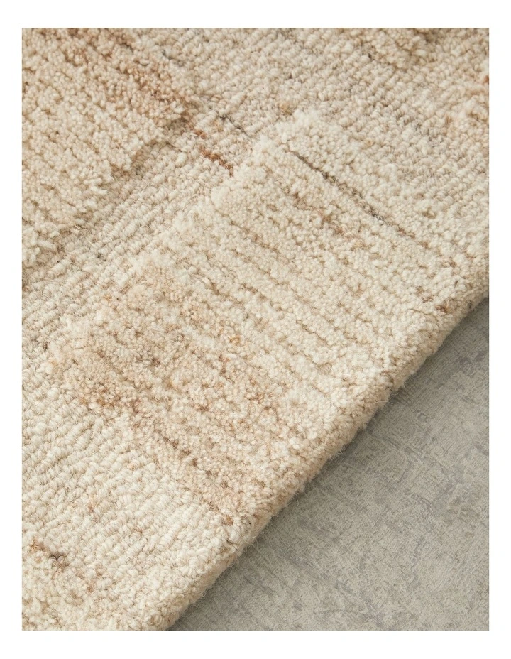 Alisa & Lysandra Dune Runner Rug image 6