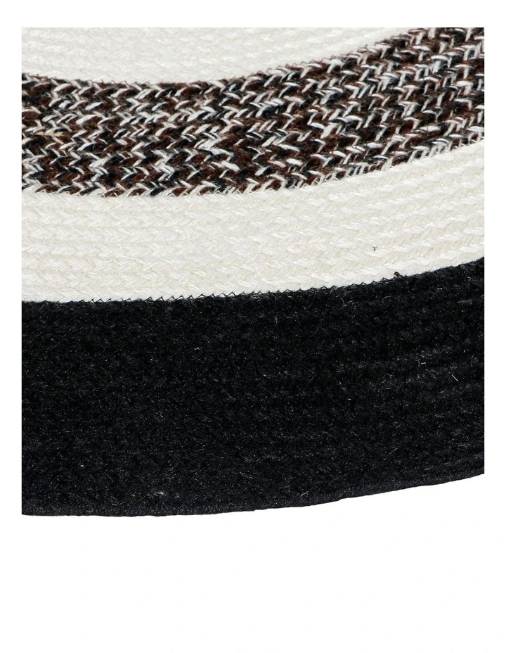 Fab Habitat Churchil Round Indoor Outdoor Rug image 5