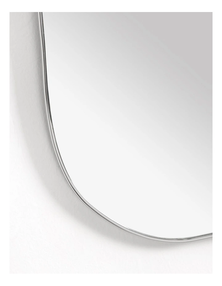 Sherwood Aurelia 3 Piece Pebble Mirror Set (17.5, 23.5, 36cm) in Silver image 3