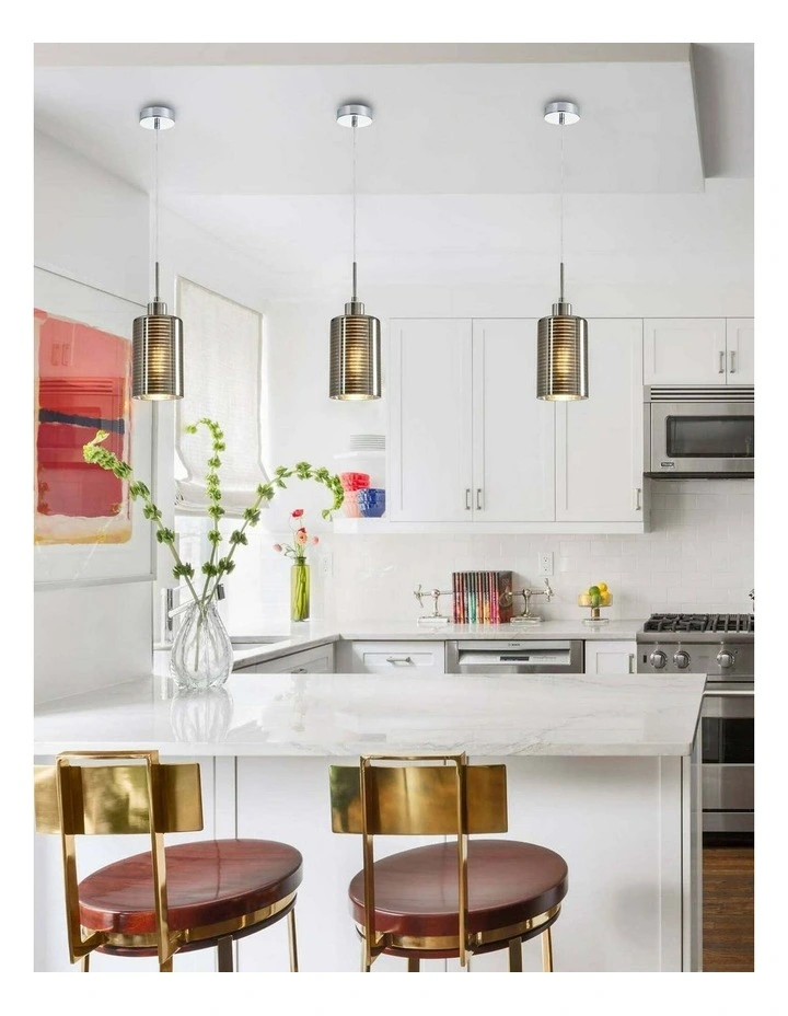 Espejo Interior Iron & Chrome Oblong Glass with Line Effect Pendant Lights image 3