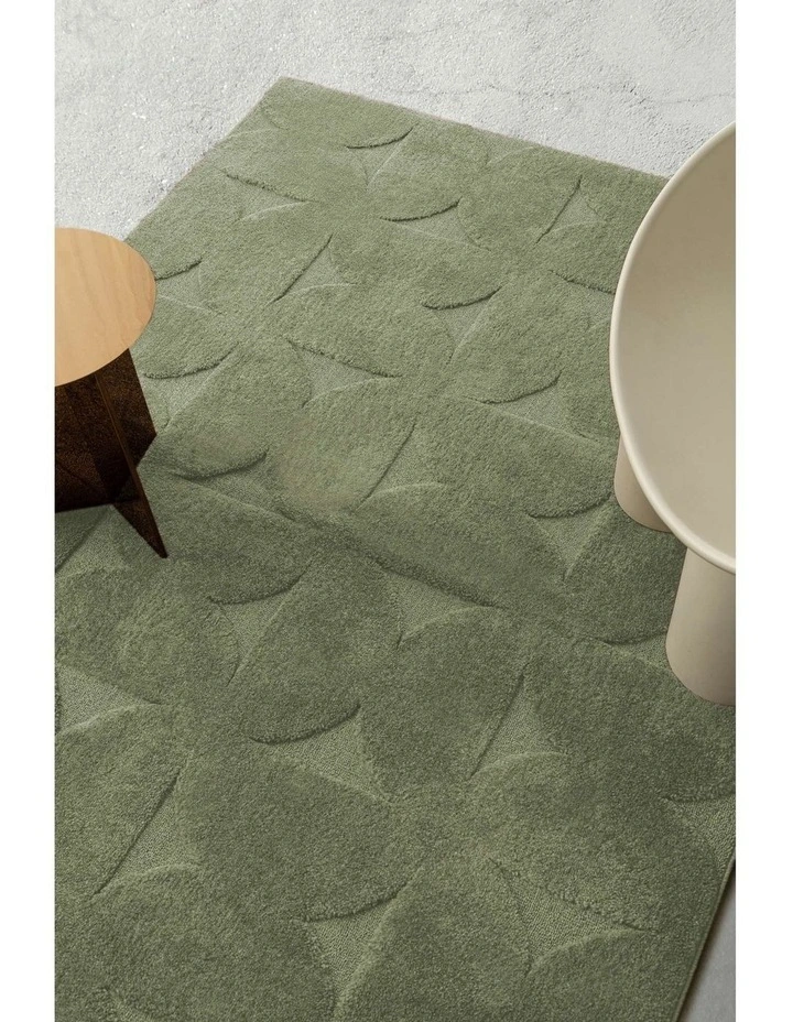 LOOPSIE  RINJANI GREEN GEOMETRIC RUG image 7