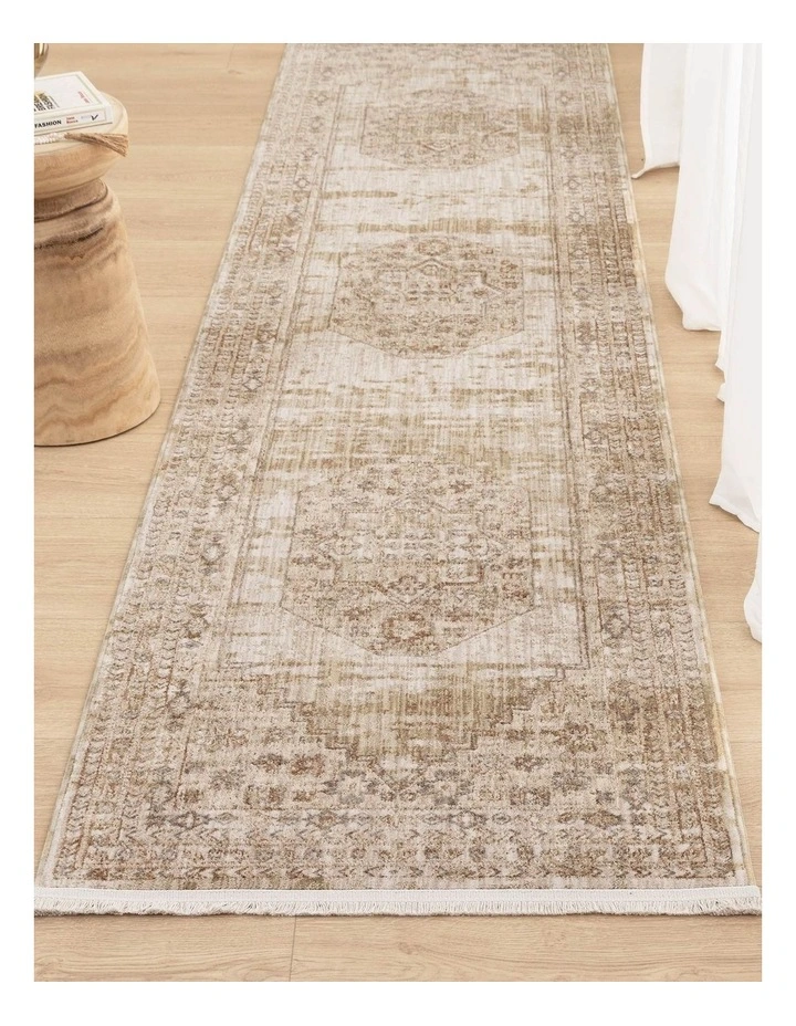 D101- Delphine Sahara Medallion Vintage Runner image 5