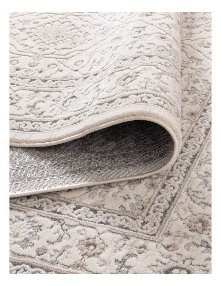 Maya Traditional Border Cream and Beige Rug - M103 image 3