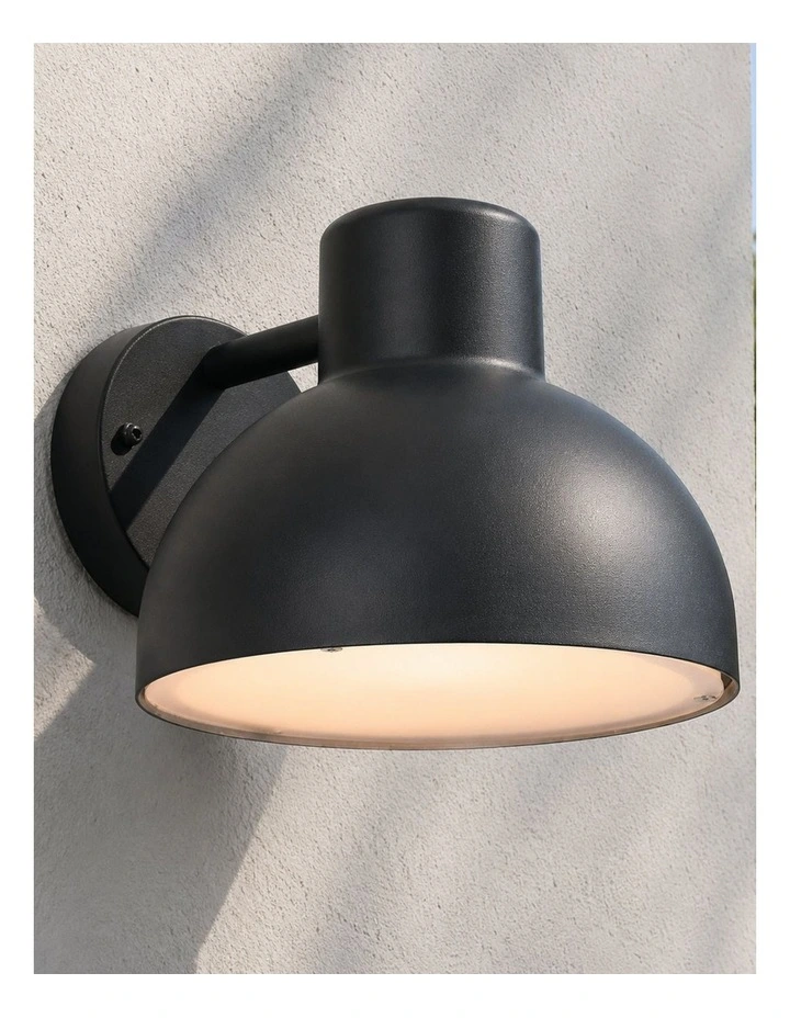 Kova Outdoor Wall Light image 2