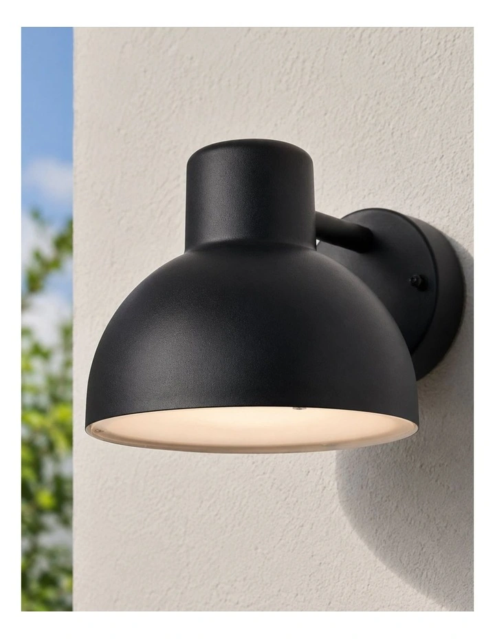 Kova Outdoor Wall Light image 3