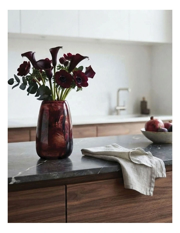 Urban Attitude RACH Large Vase 25.5 x 17cm - Berry Red image 6