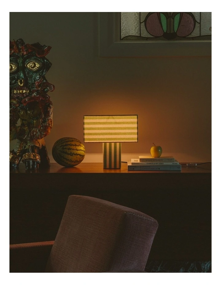 Volley Lamp in Grass image 5