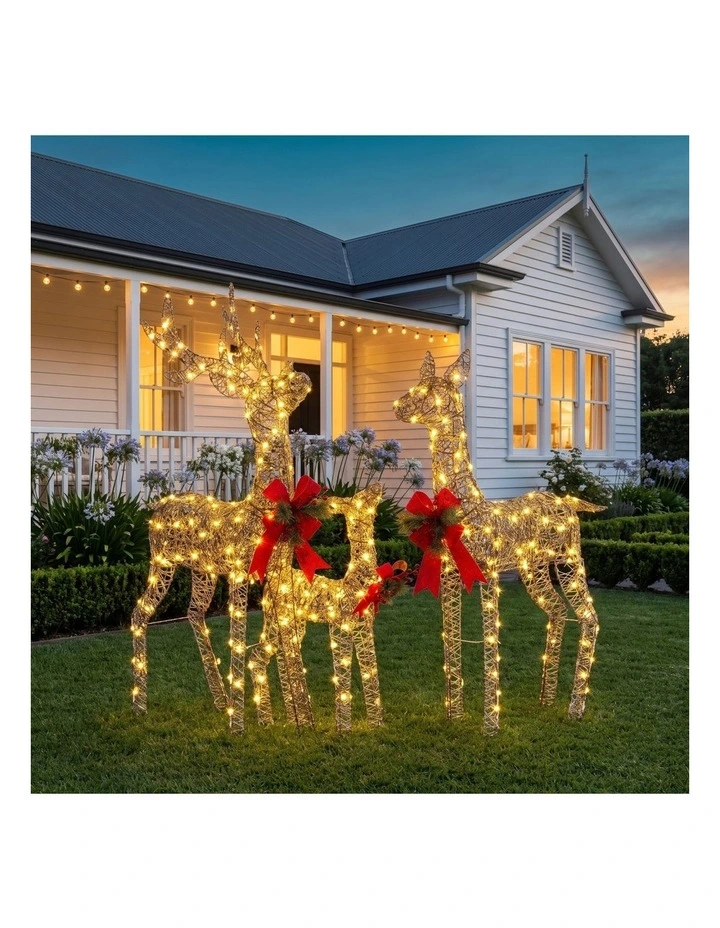 Christabelle 3 Reindeer Family Christmas Light Up Display 1.3m LED image 7
