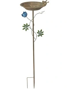 Birdbath With Daisy On Stake in Multi