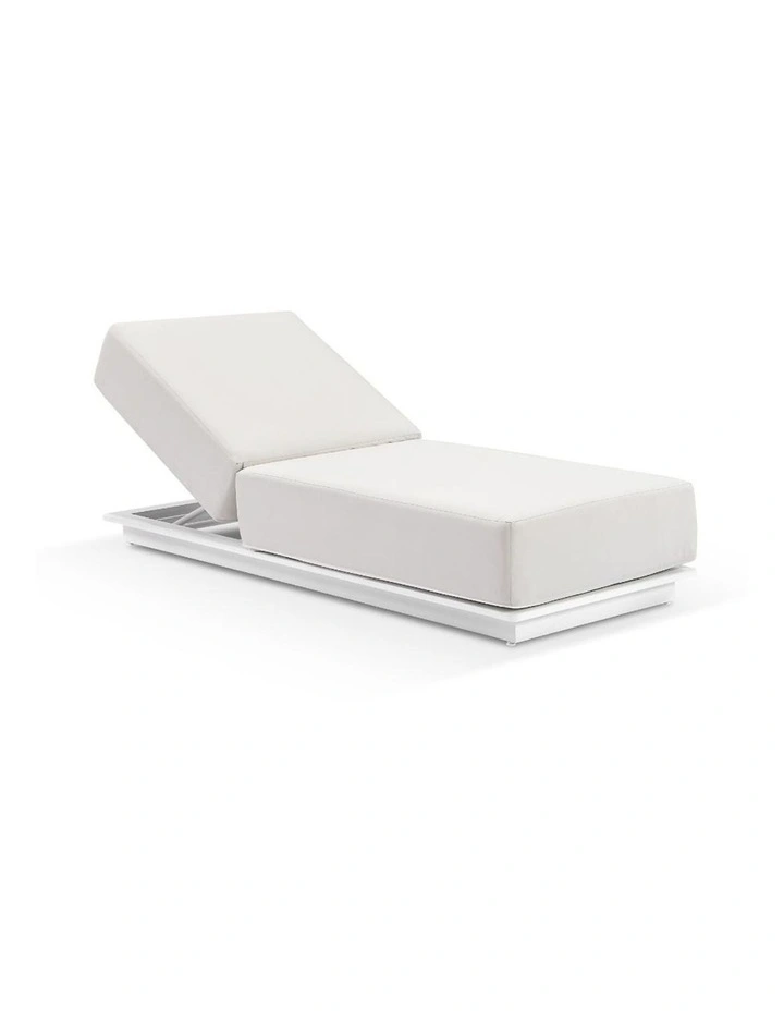 Whitehaven Outdoor Aluminium Single Sun lounge Set in Sunbrella White & Canvas Cushions image 3