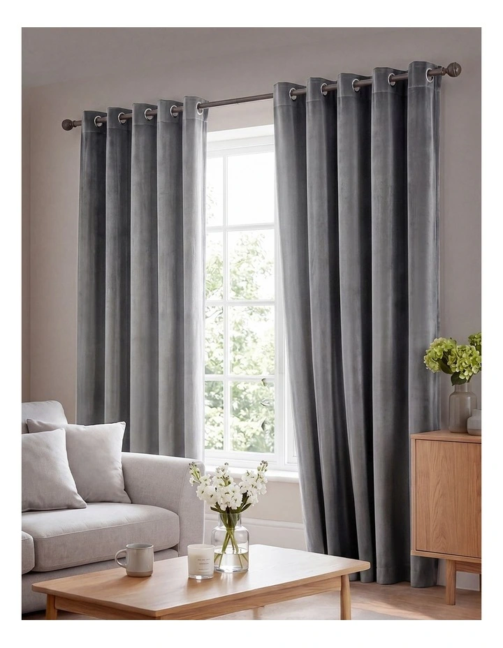 Marlow Blackout Curtains 2-Panel Velvet Room Darkening Eyelet Curtains 132x213cm image 7