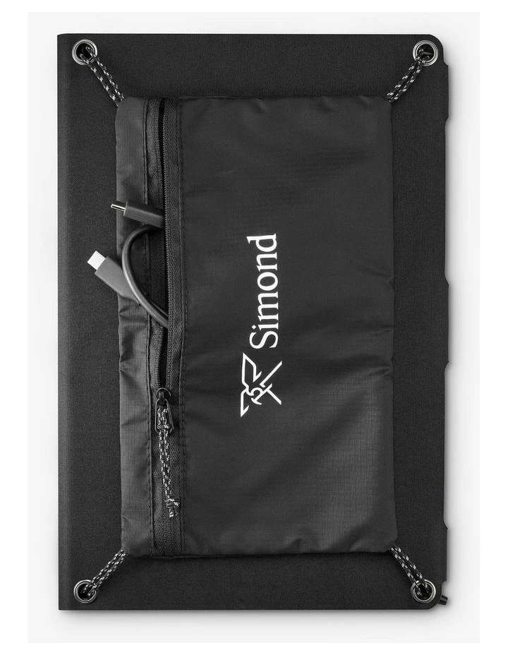 Decathlon | Compact 15-watt solar panel for hiking image 3