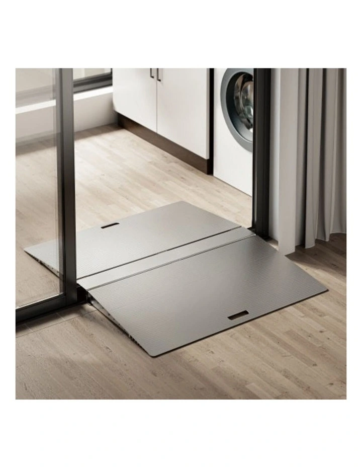 Brateck Two-Sided Aluminum Wheelchair Threshold Ramp - Silver image 3
