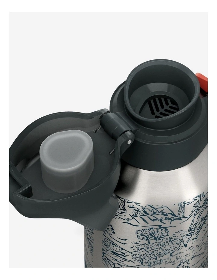0.8 L insulated stainless steel flask 900 with quick-release cap for hiking image 4