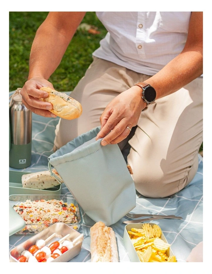 Monbento Escape - The XXL Insulated Bag For All Your Outings - Green Natural image 4