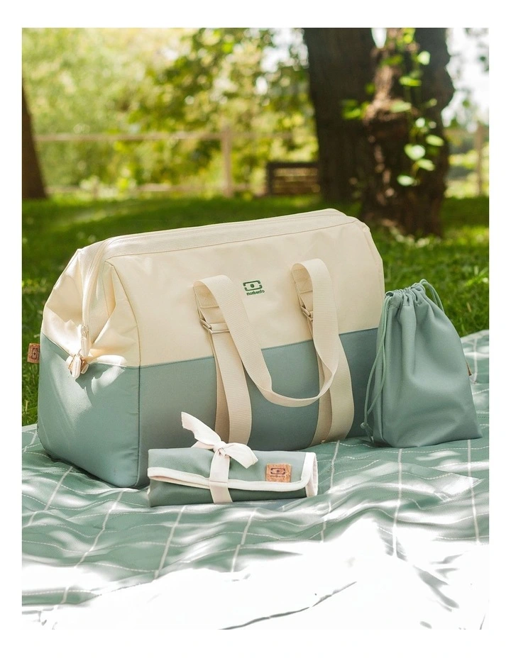 Monbento Escape - The XXL Insulated Bag For All Your Outings - Green Natural image 5