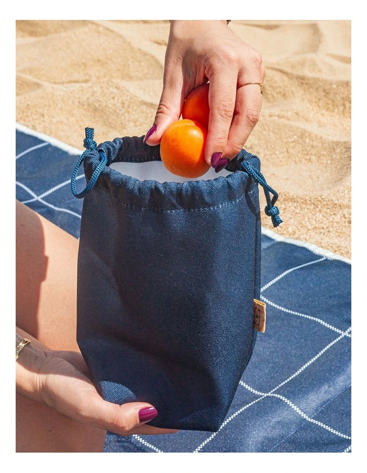 Monbento Escape - The XXL Insulated Bag For All Your Outings - Blue Natural image 5