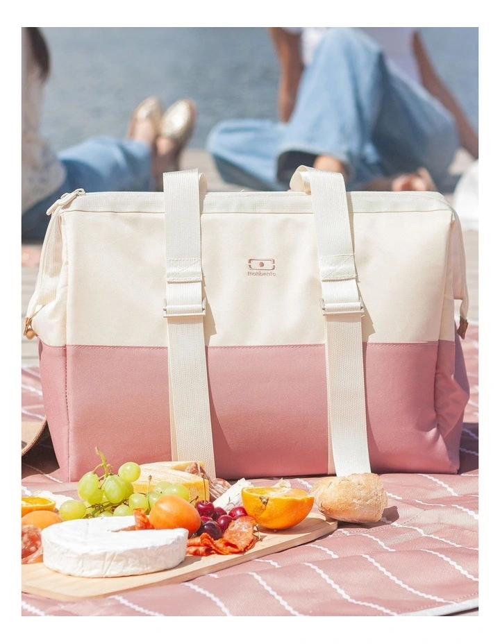 Monbento Escape - The XXL Insulated Bag For All Your Outings - Pink Moka image 5
