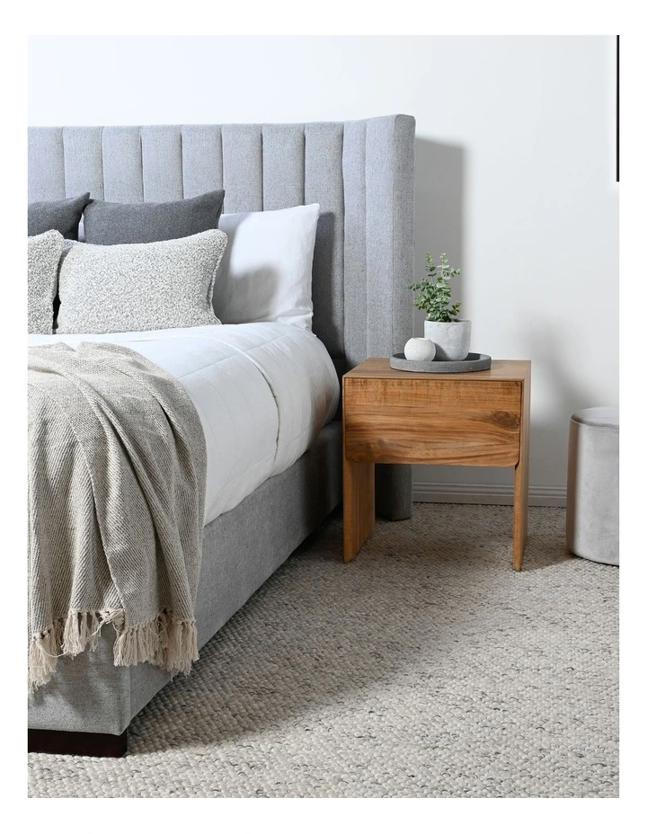 Lulu Queen Full Bed in Paloma Grey image 2