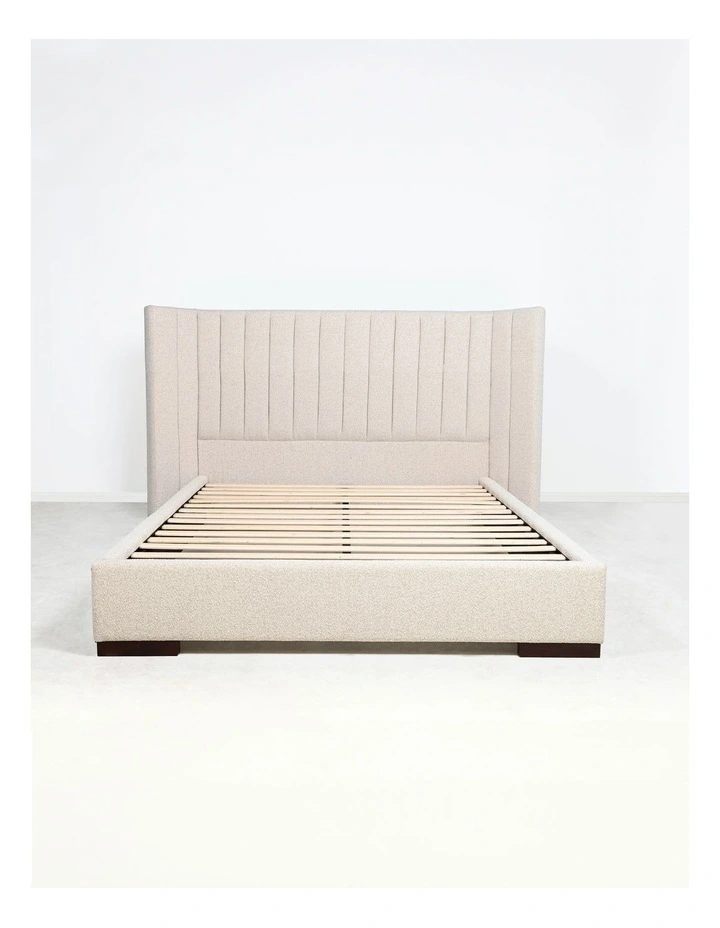 Lulu Queen Size Full Bed in Oatmeal image 3