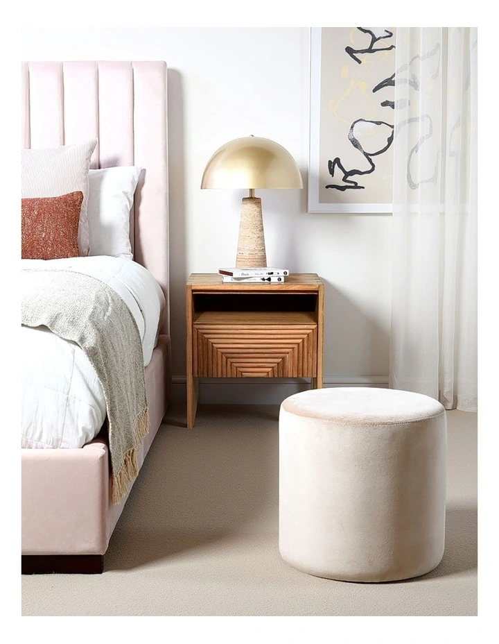 Queen Size Full Bed in Petal Pink image 2