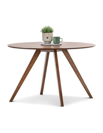 Walnut colour