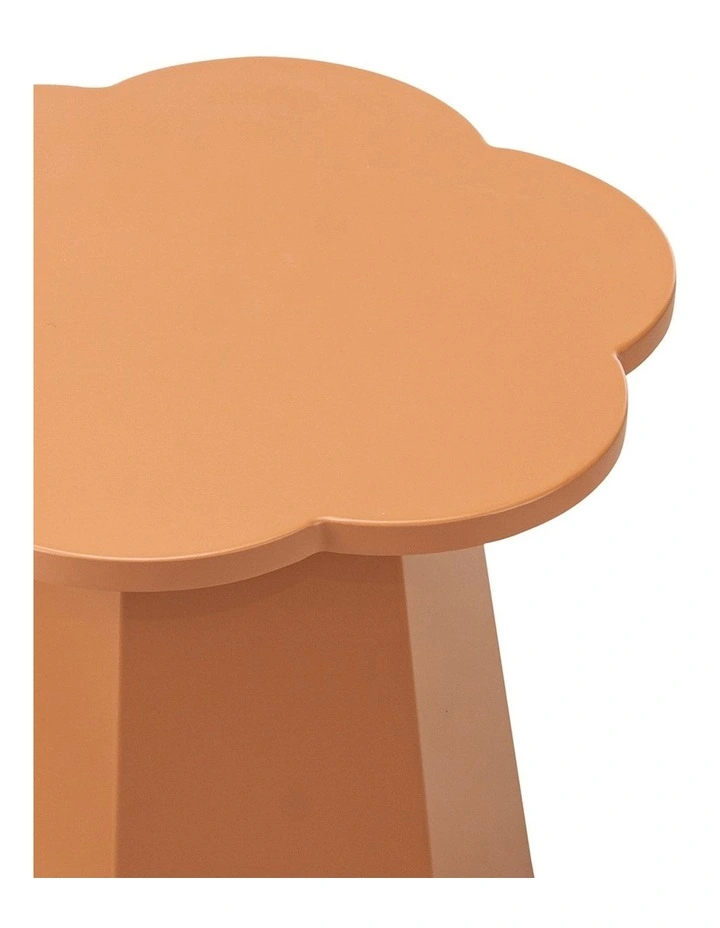 Essie Scallop Side Table In Copper Clay image 5