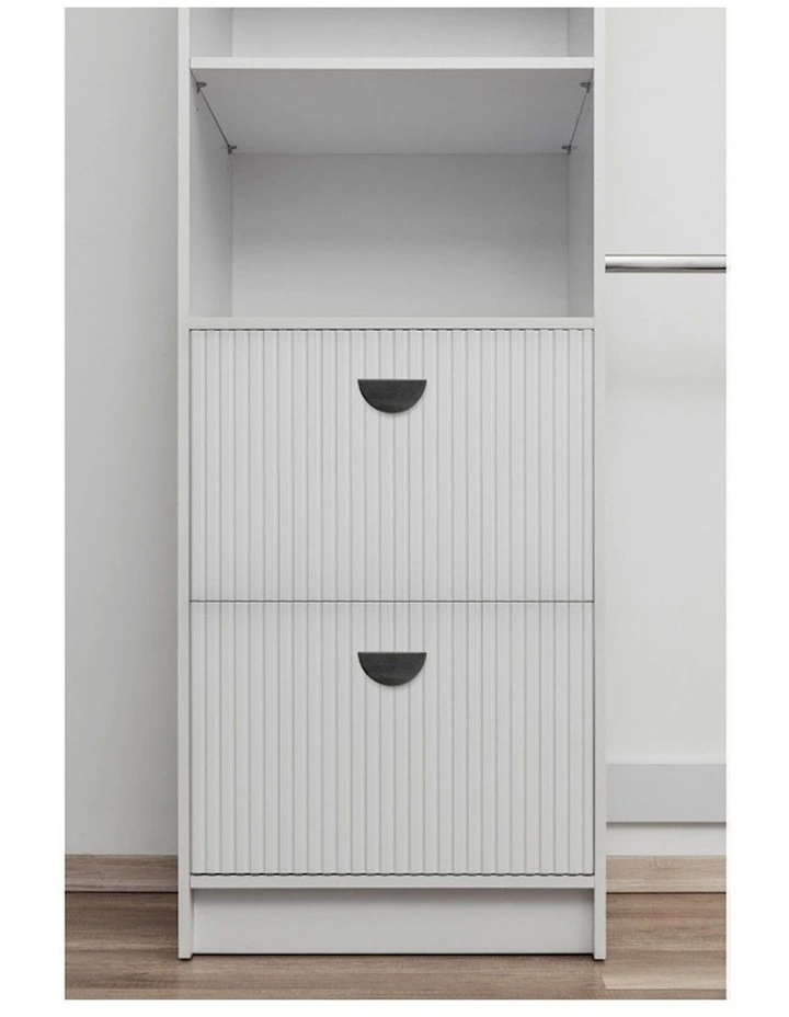 Basel Walk In Wardrobe Kit Wh Hamptons Black Half Moon Handle image 3