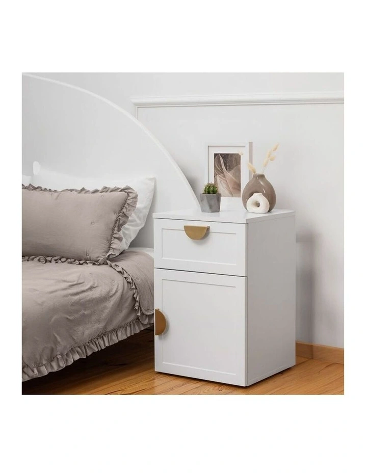 Porto White Hamptons Bedside Table Brass Half Moon Handle image 5