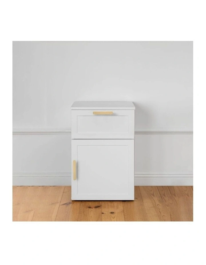 Porto White Hamptons Bedside Table Brass Oval Handle image 2