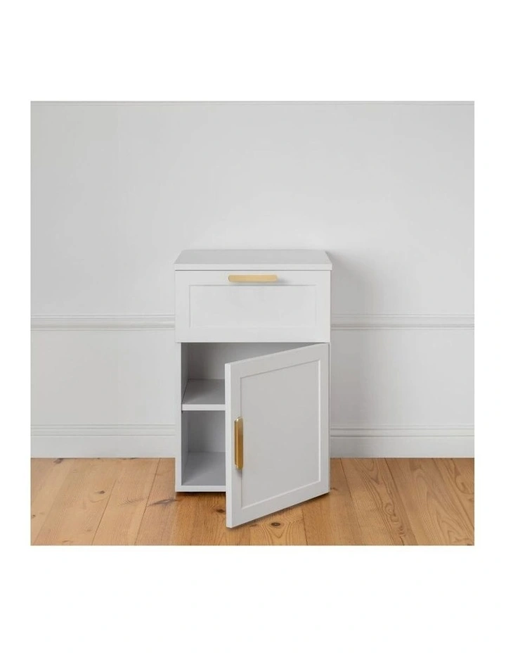 Porto White Hamptons Bedside Table Brass Oval Handle image 4