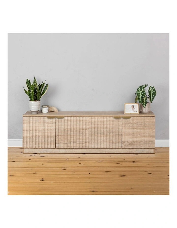Bucharest Natural Oak Fluted Panel Tv Unit Brass Pull Handle image 4