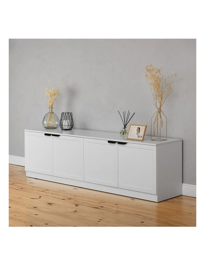 Bucharest White Hamptons Panel Tv Unit Black Pull Handle image 4