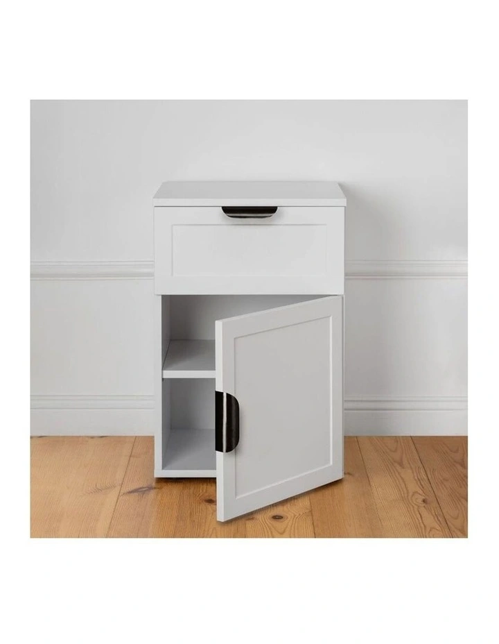 Porto White Hamptons Bedside Table Black Pull Handle image 4