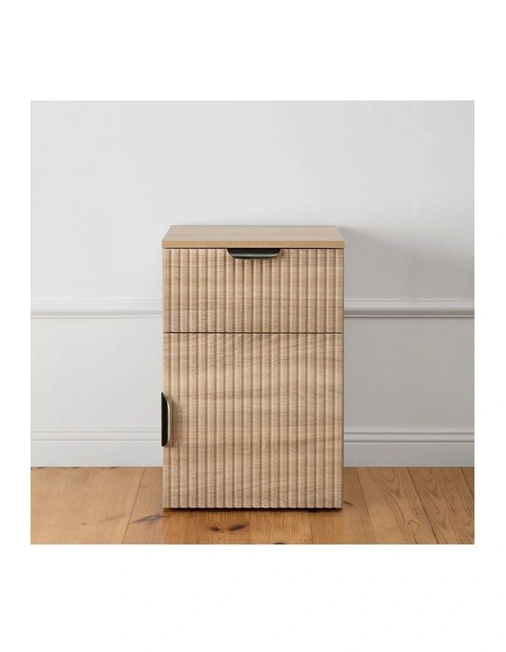 Porto Natural Oak Fluted Bedside Table Black Pull Handle image 3