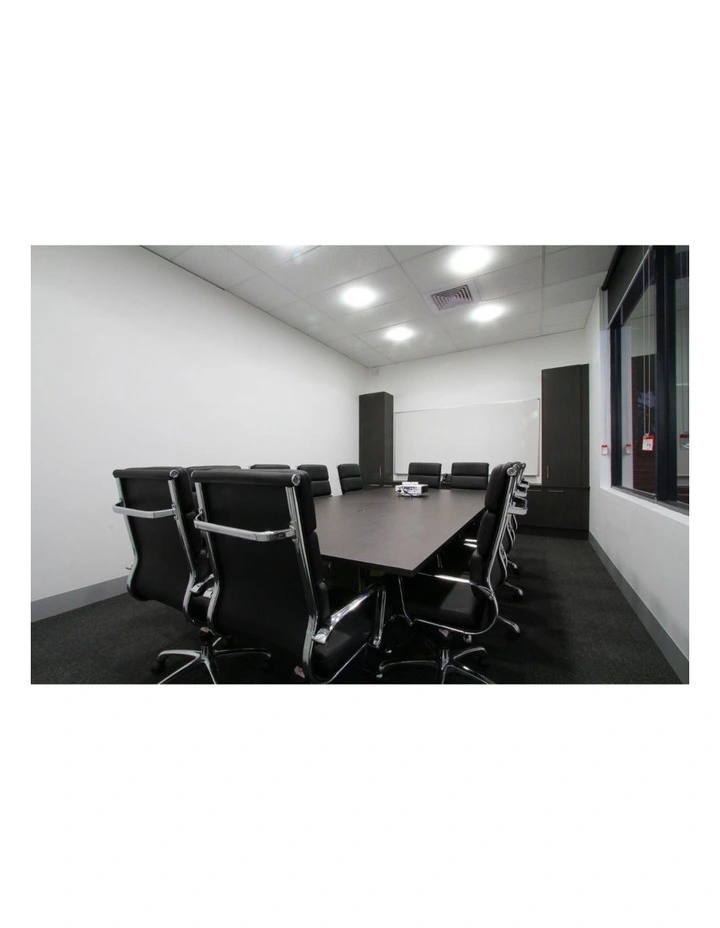 Eames Inspired High Back Soft Pad Executive Desk, Office Chair image 6