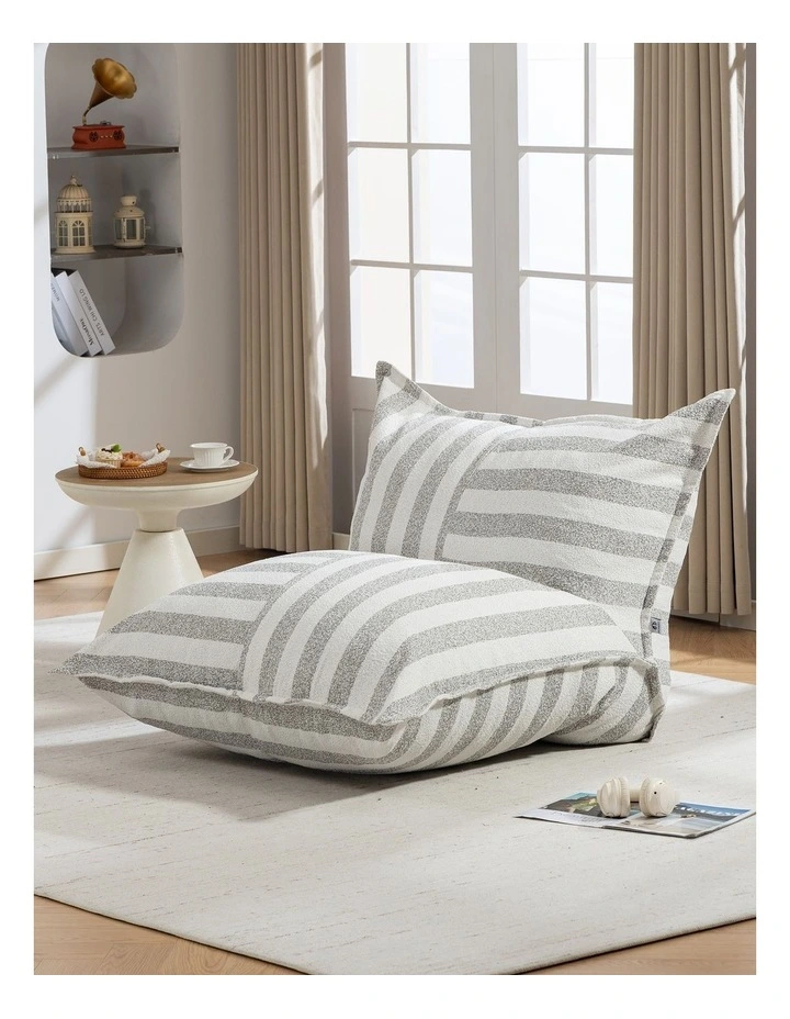 L-Shape Outdoor Boucle Compression Sofa in Grey/White image 7