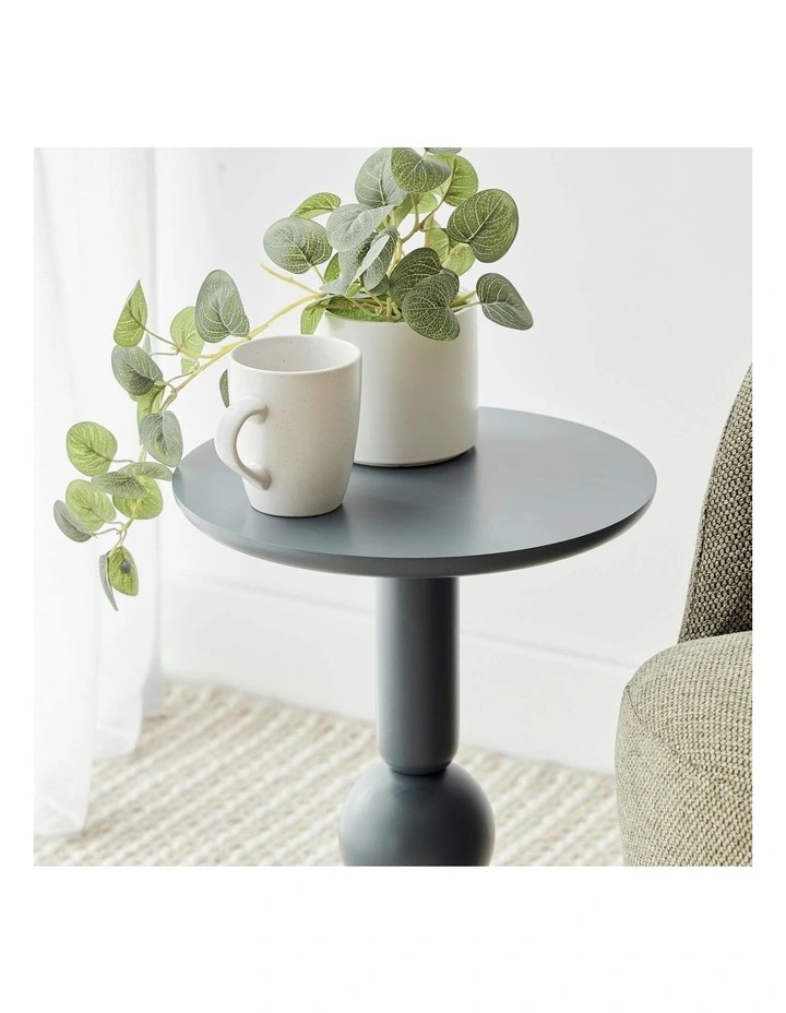 Peonie Side Table in Blue image 4