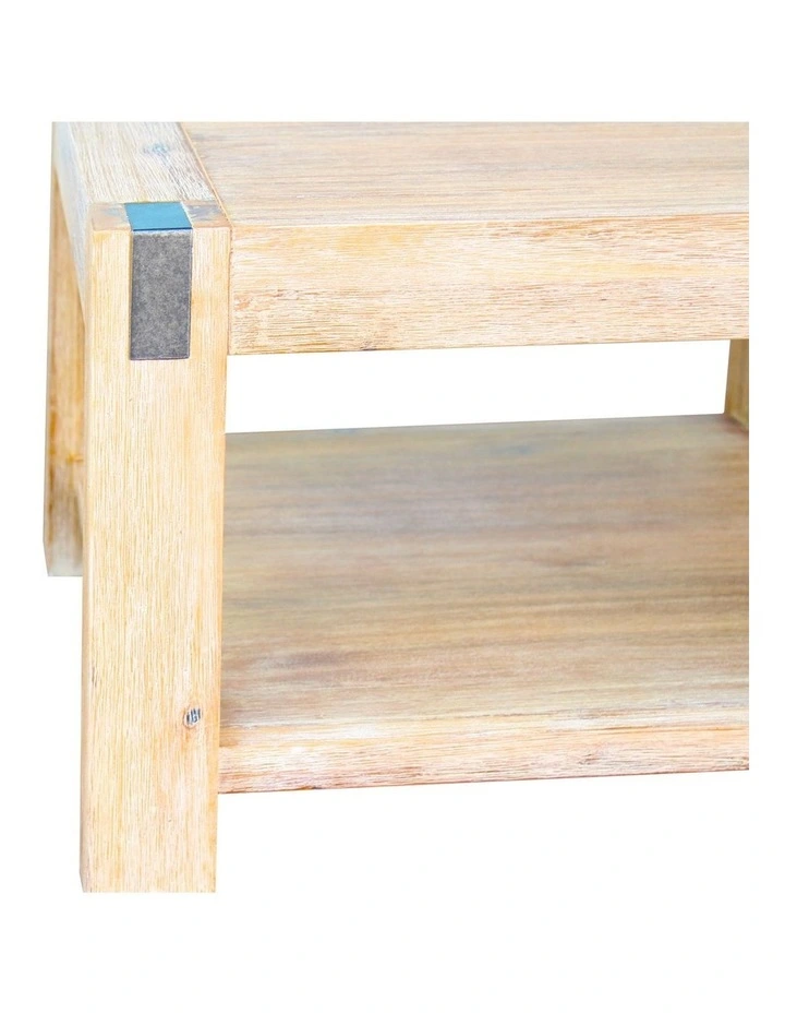 Solid Lamp Table in Oak image 3
