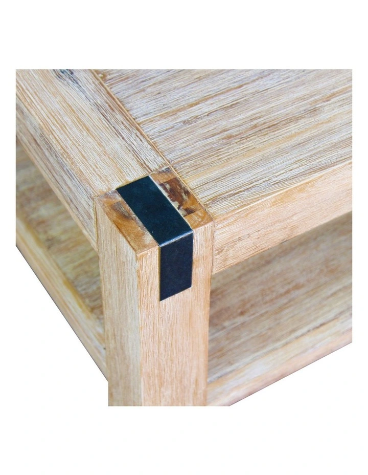 Solid Lamp Table in Oak image 4