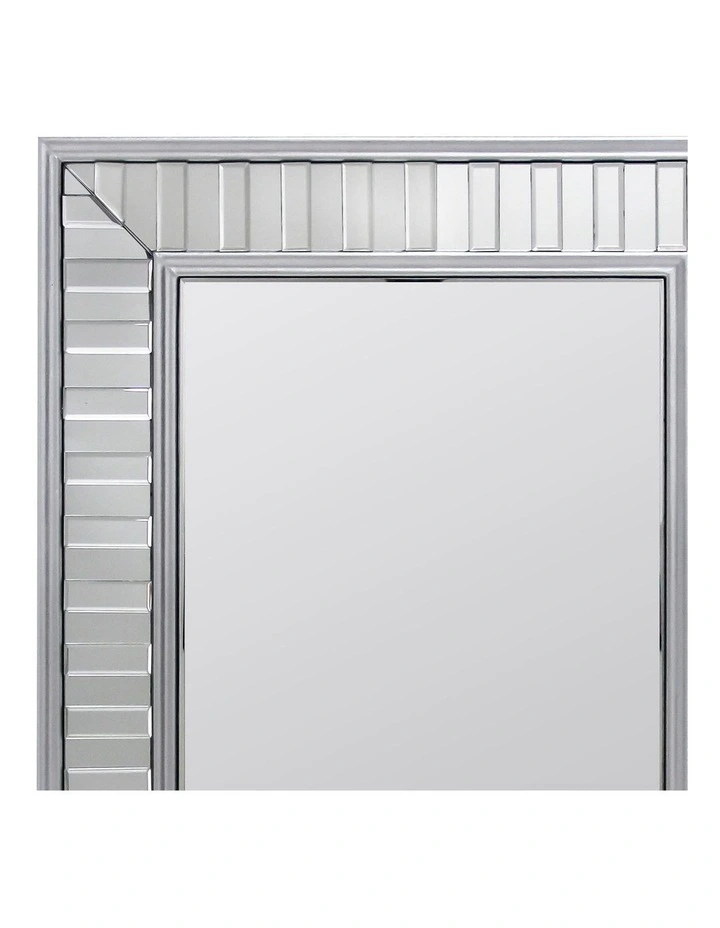 MDF Wall Mirror in Silver image 3
