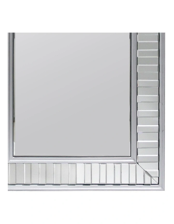 MDF Wall Mirror in Silver image 4