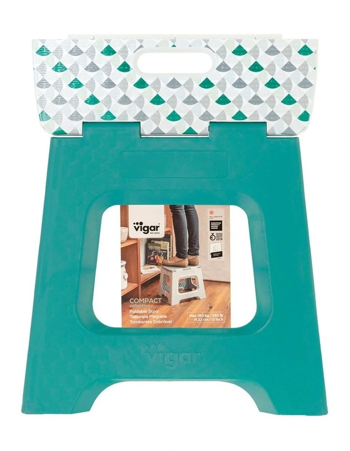 Vigar Compact Foldable Plastic Step Stool Non Slip Pattern 32cm Top Surface image 3