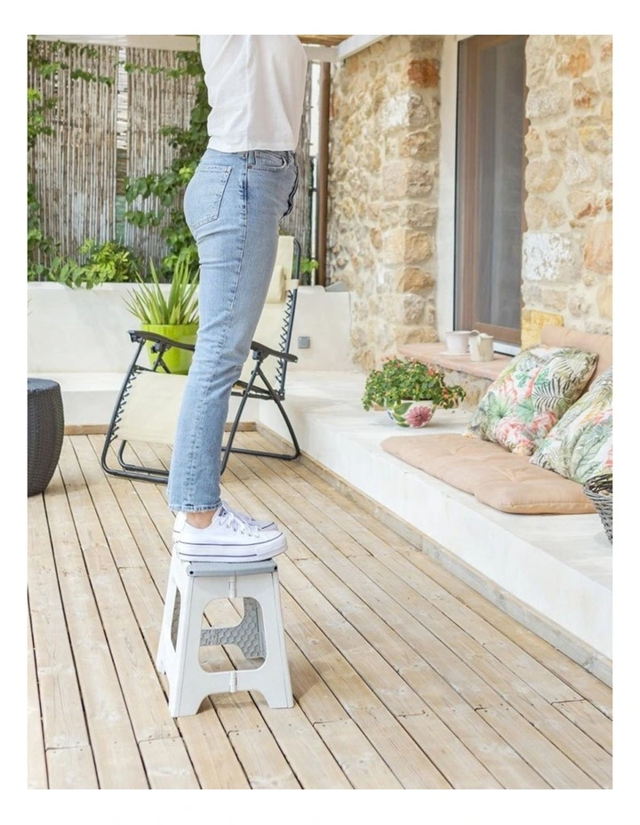 Vigar Zeroline Foldable Step Stool Chair 32cm Grey Rice Husk Bio-Plastic image 5