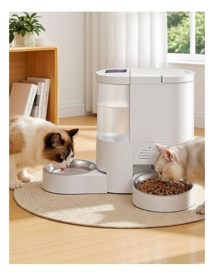 Automatic Pet Feeder Water Dispenser 4L in White image 3