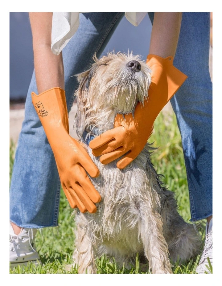 Vigar Pets Club Dog Washing Silicone Gloves Pair Orange image 3