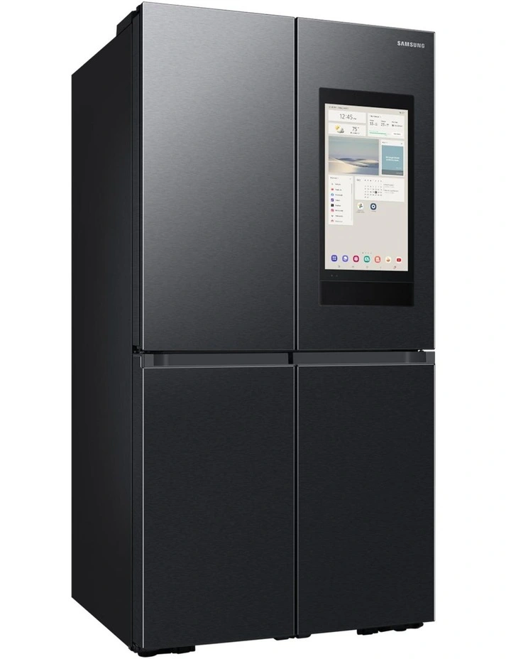 AI Family Hub™ French Door Refrigerator 636L image 2